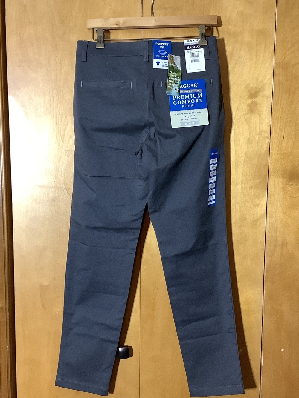 Haggar Slim Fit dark gray Premium Comfort khakis, 30 x 32